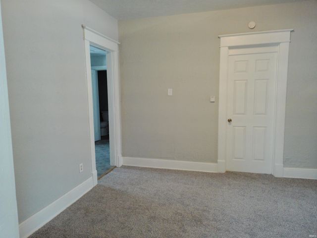 1619 Leer Street, South Bend, IN 46613