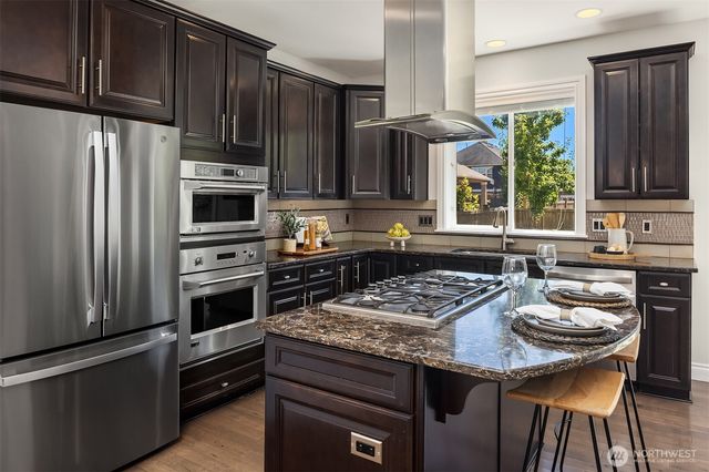 21435 SE 2nd Street, Sammamish, WA 98074