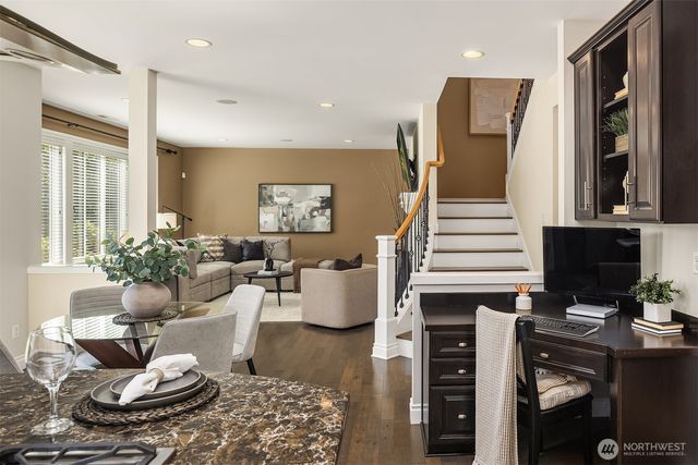 21435 SE 2nd Street, Sammamish, WA 98074