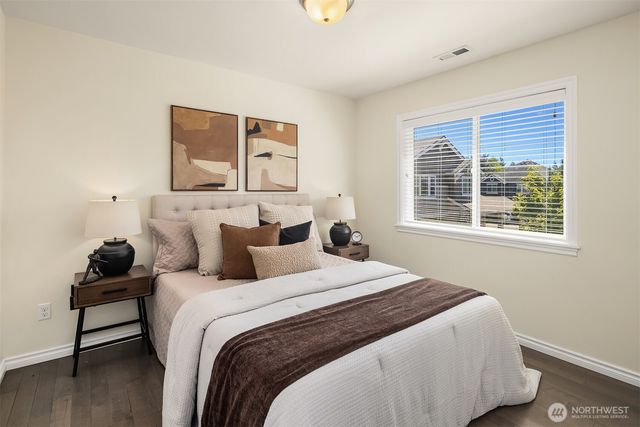 21435 SE 2nd Street, Sammamish, WA 98074