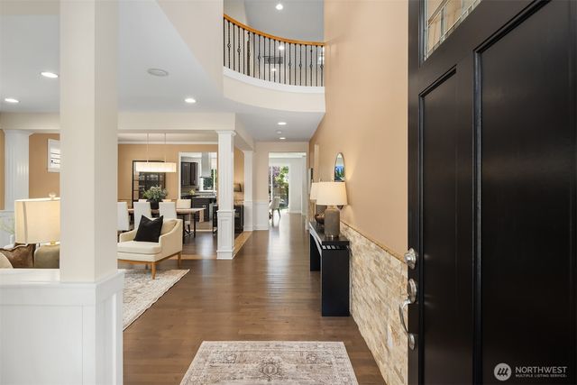21435 SE 2nd Street, Sammamish, WA 98074
