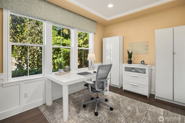 21435 SE 2nd Street, Sammamish, WA 98074