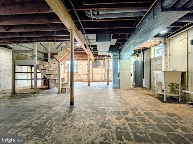 2713 CHESLEY AVE, Baltimore, MD 21234