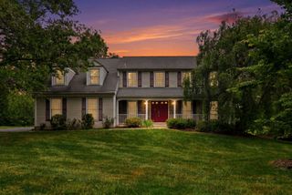 1032 RIVA RIDGE DR, Great Falls, VA 22066