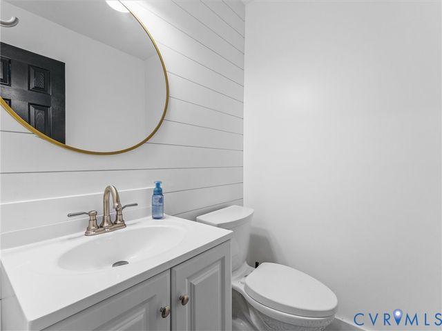 9637 Hastings Mill Dr, Glen Allen, VA 23060