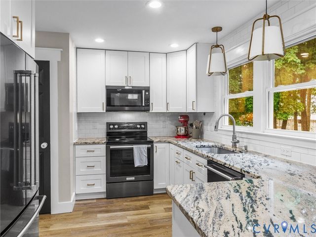 9637 Hastings Mill Dr, Glen Allen, VA 23060