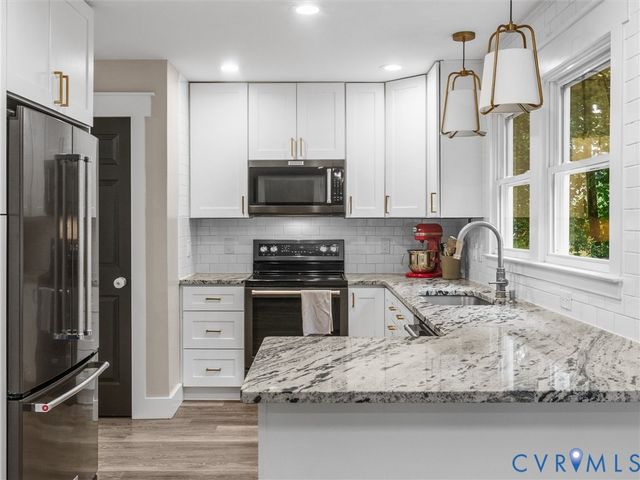 9637 Hastings Mill Dr, Glen Allen, VA 23060