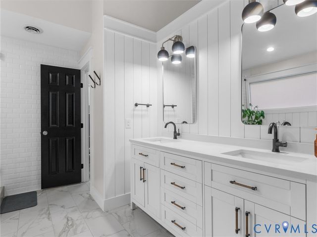 9637 Hastings Mill Dr, Glen Allen, VA 23060