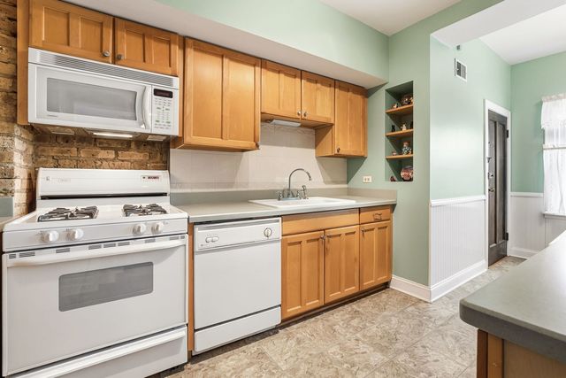 1533 W Thorndale Avenue 3W, Chicago, IL 60660