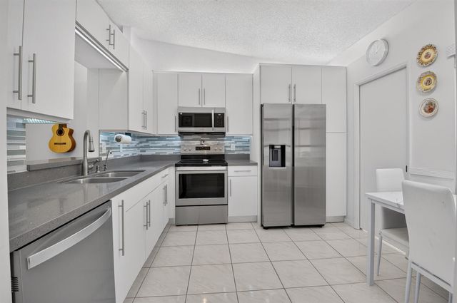 8246 Springview Terrace, Boca Raton, FL 33496