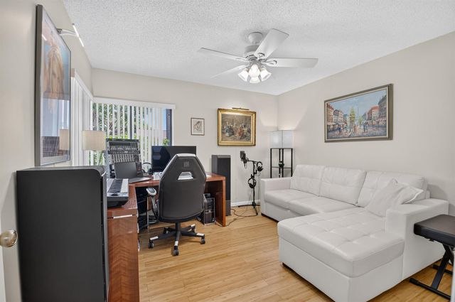 8246 Springview Terrace, Boca Raton, FL 33496