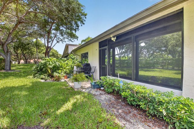 8246 Springview Terrace, Boca Raton, FL 33496