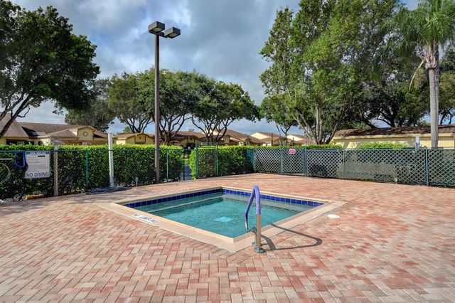 8246 Springview Terrace, Boca Raton, FL 33496