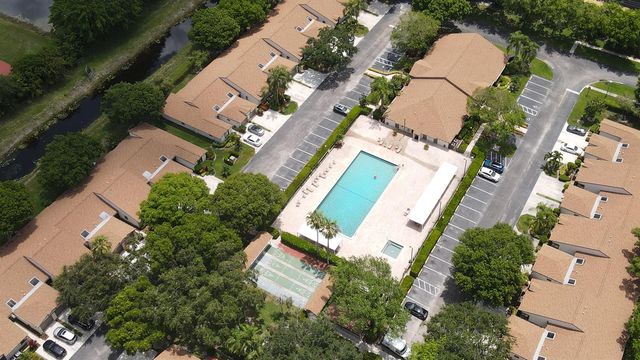 8246 Springview Terrace, Boca Raton, FL 33496