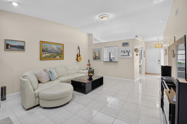 8246 Springview Terrace, Boca Raton, FL 33496