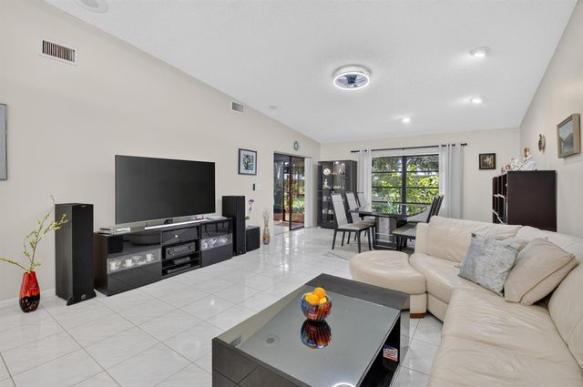 8246 Springview Terrace, Boca Raton, FL 33496