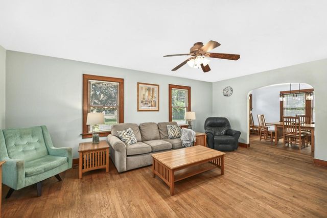329 N Broad STREET, Elkhorn, WI 53121