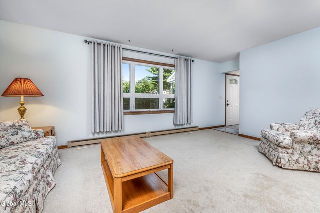 11 Sweetbriar Lane, Queensbury, NY 12804