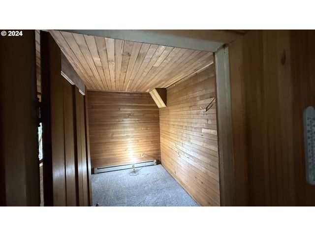 88887 E GOVERNMENT CAMP Loop, Government Camp, OR 97028