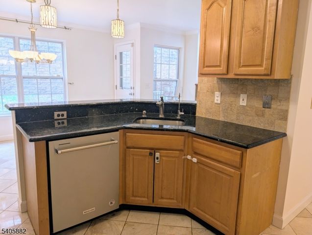 3038 King Ct, Green Brook Twp., NJ 08812