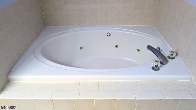 3038 King Ct, Green Brook Twp., NJ 08812