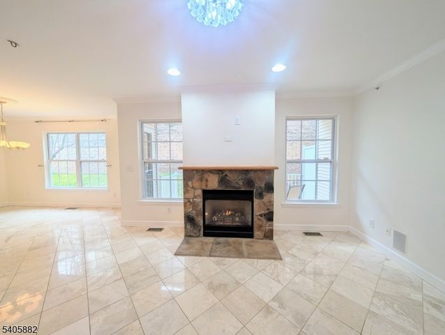 3038 King Ct, Green Brook Twp., NJ 08812