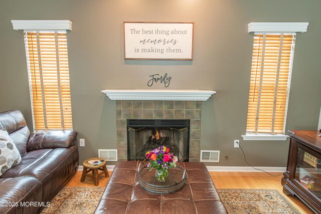 91 Nutmeg Road, Aberdeen, NJ 07747