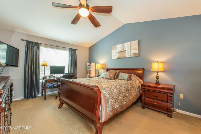 91 Nutmeg Road, Aberdeen, NJ 07747