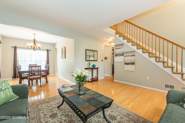 91 Nutmeg Road, Aberdeen, NJ 07747