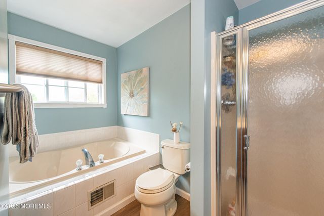 91 Nutmeg Road, Aberdeen, NJ 07747
