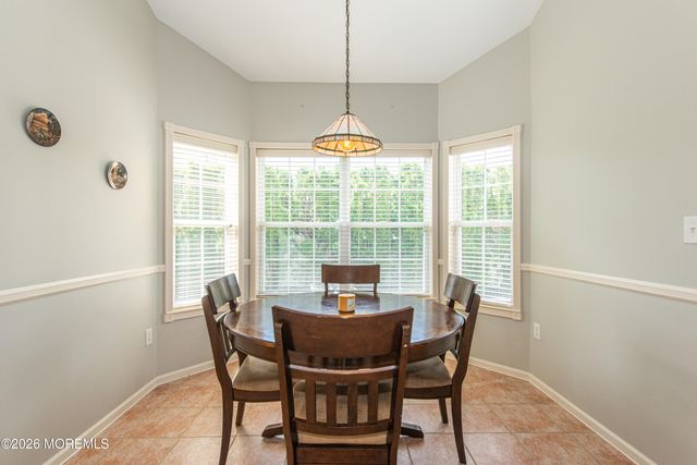 91 Nutmeg Road, Aberdeen, NJ 07747