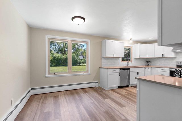 237 S CLAY STREET, De Pere, WI 54115