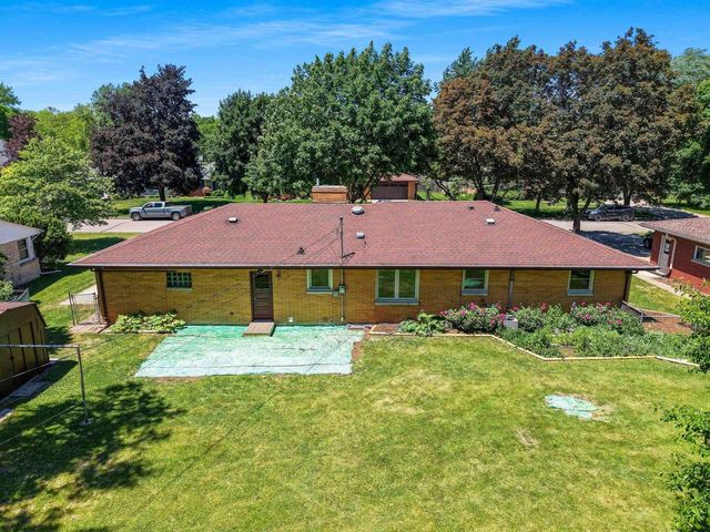237 S CLAY STREET, De Pere, WI 54115
