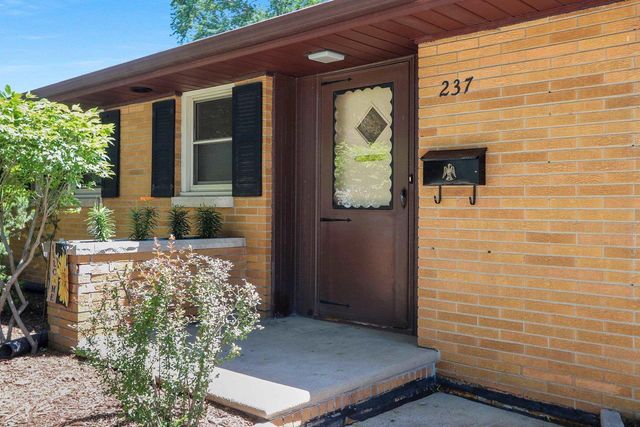 237 S CLAY STREET, De Pere, WI 54115