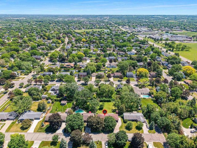 237 S CLAY STREET, De Pere, WI 54115
