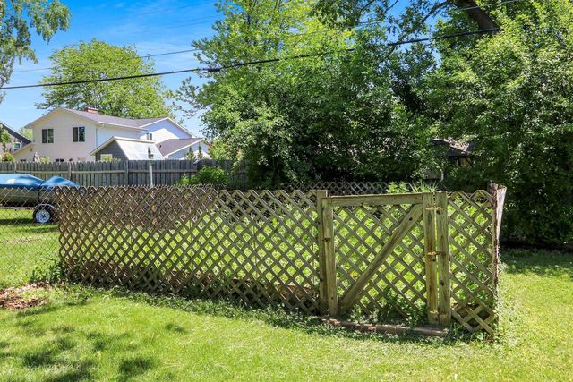 237 S CLAY STREET, De Pere, WI 54115