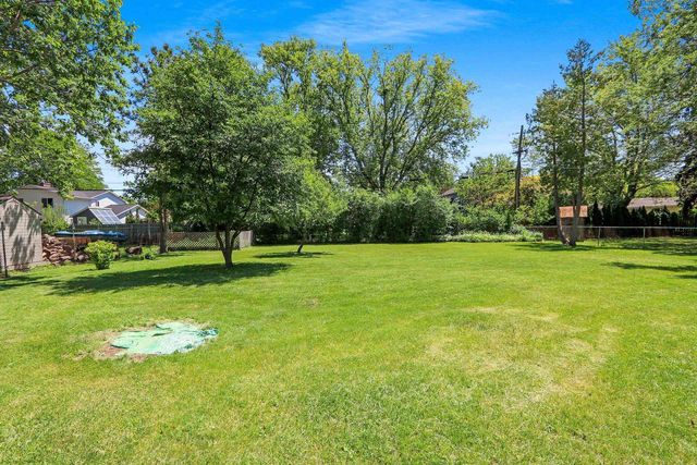 237 S CLAY STREET, De Pere, WI 54115