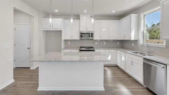 3990 Alderstone Drive, Flowery Branch, GA 30542