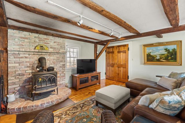 139 Atlantic Avenue, North Hampton, NH 03862