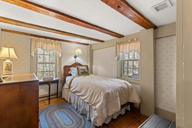 139 Atlantic Avenue, North Hampton, NH 03862