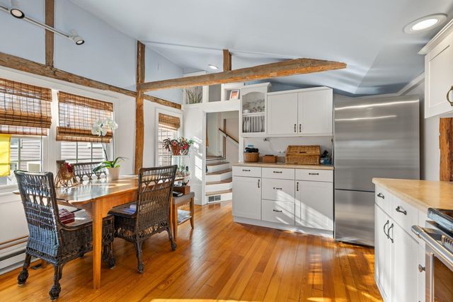 139 Atlantic Avenue, North Hampton, NH 03862