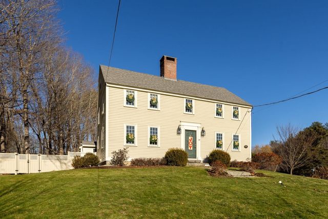 139 Atlantic Avenue, North Hampton, NH 03862