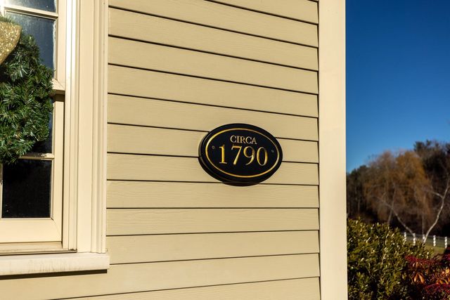 139 Atlantic Avenue, North Hampton, NH 03862