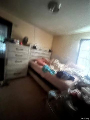 16562 Bramell Street, Detroit, MI 48219