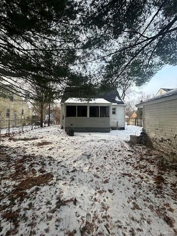 16562 Bramell Street, Detroit, MI 48219