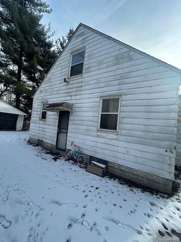 16562 Bramell Street, Detroit, MI 48219