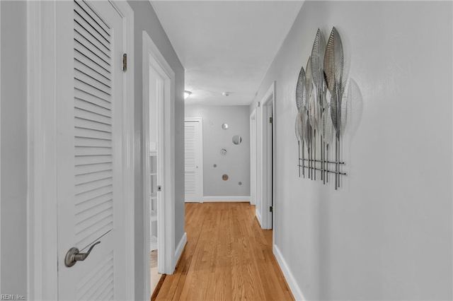 5800 Barberry LN, Portsmouth, VA 23703