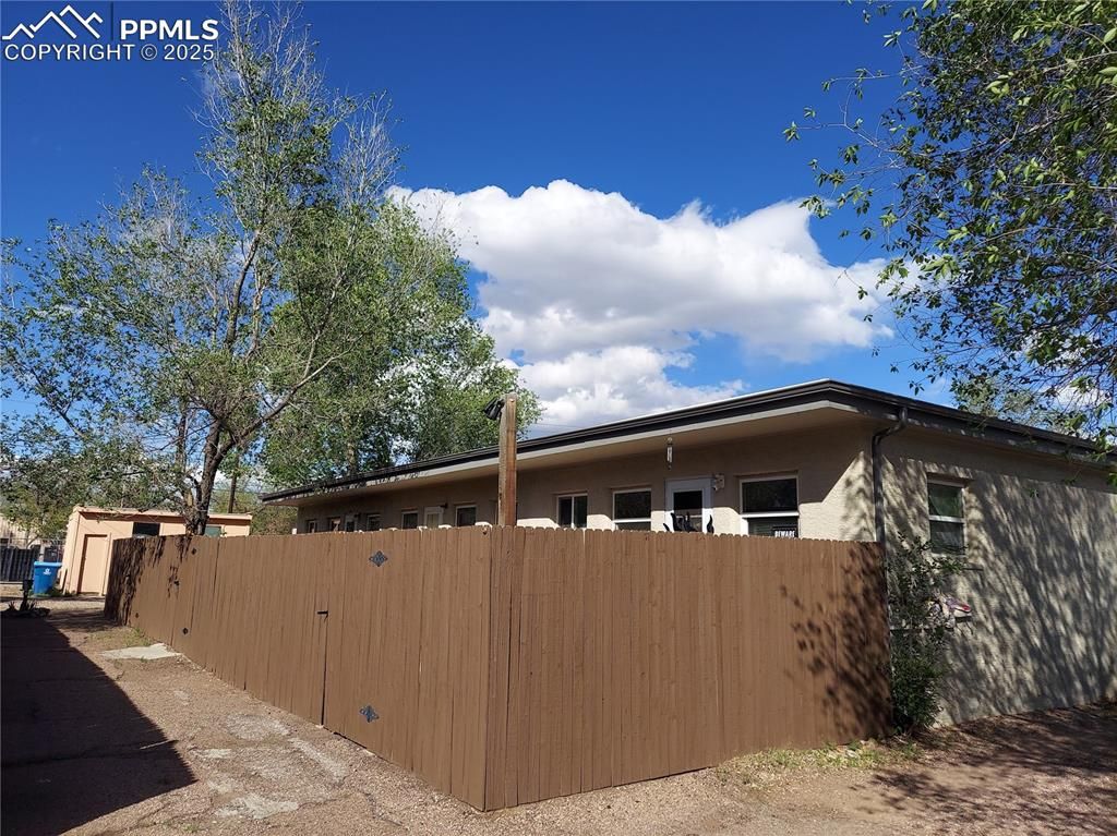 2416 W Vermijo Avenue, Colorado Springs, CO 80904