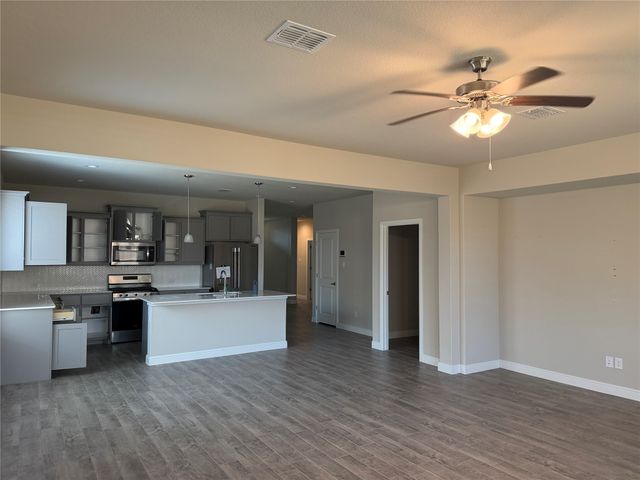 5213 Meadow Lane, Krum, TX 76249