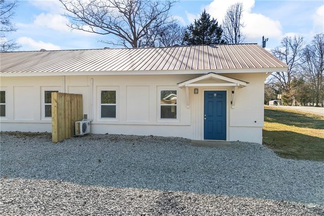 114 Anderson Avenue A & B, Westminster, SC 29693